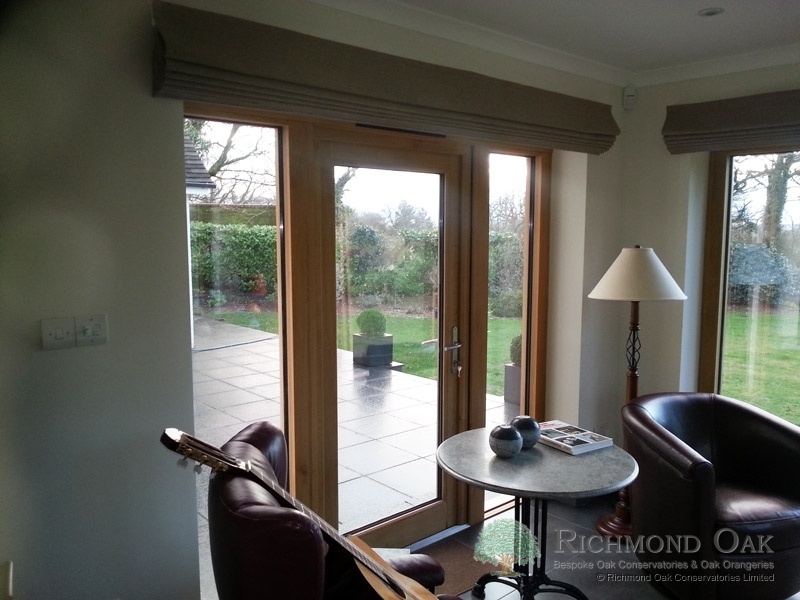 Bowyer_Oak_Gable_Contemporary_Garden_Room_Interior_View_of_Door-2293