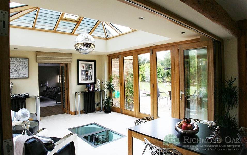 Kendrick_Oak_Orangery_Bi_fold_folding_sliding_doors__24_-1485