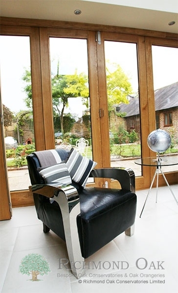 Kendrick_Oak_Orangery_Bi_fold_folding_sliding_doors__9_-1473